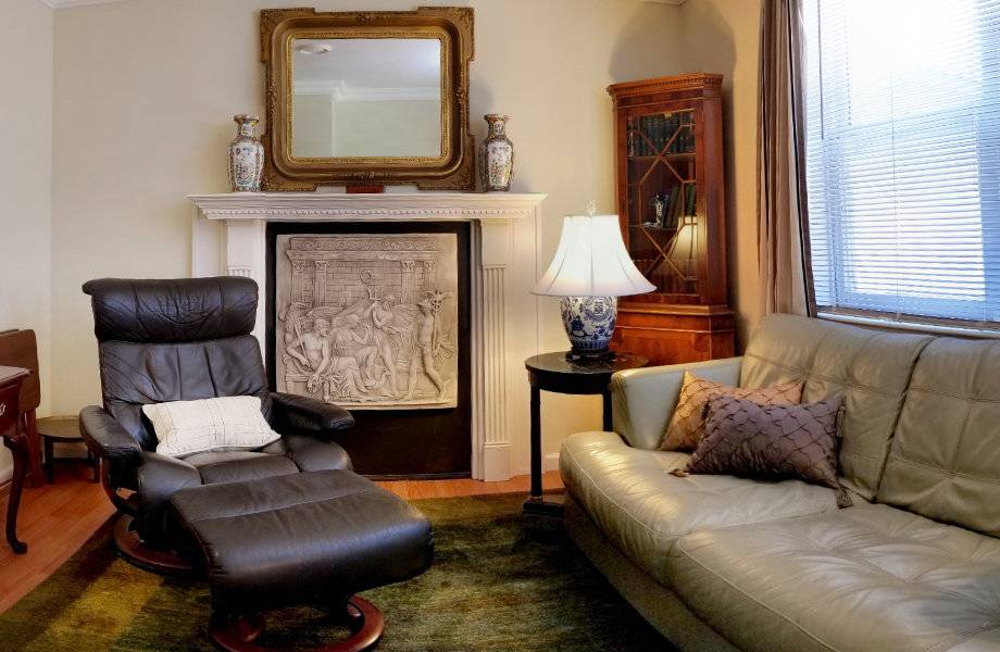 Queen Bedroom